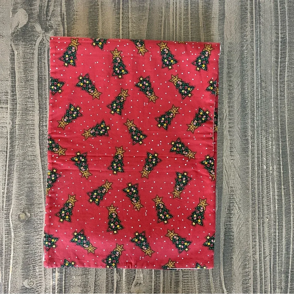 Festive Holiday Reversible Table Runner_Plaid Bows & Christmas Trees
